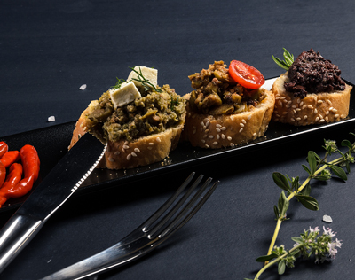 paste-tapenade-bruschetta.jpg