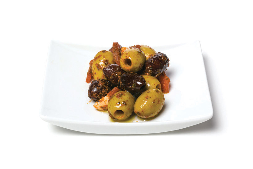 Athos Chilli Salad Green Kalamata Pitted Marinated With Garlic And Chilli